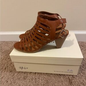 Style & Co. Tan/Brown Strappy Heeled Sandals, Size 8M
